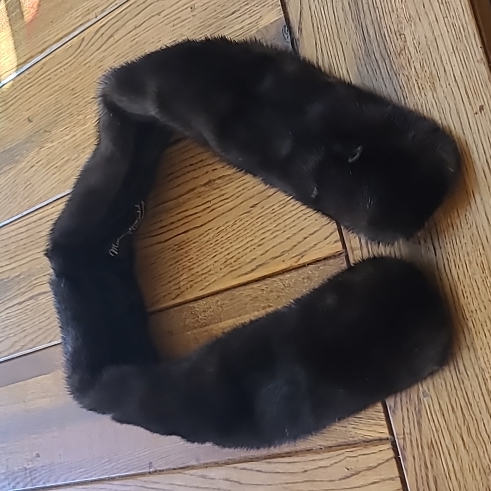 Mink collar